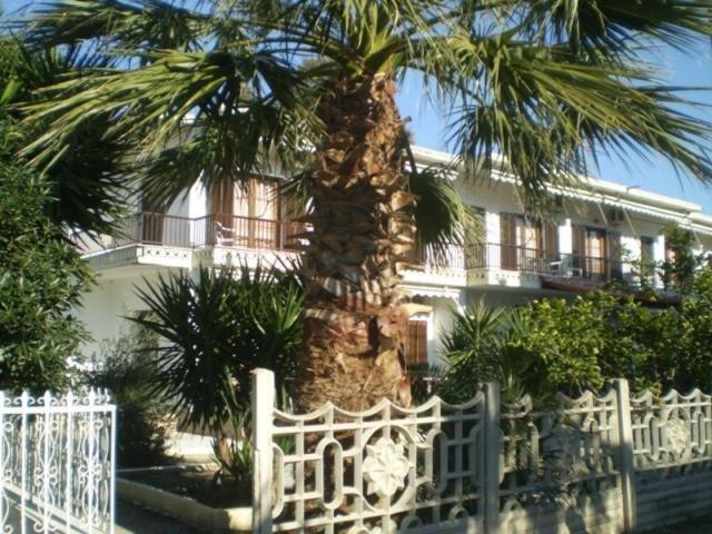 Hotel Apolafsi Volos Buitenkant foto