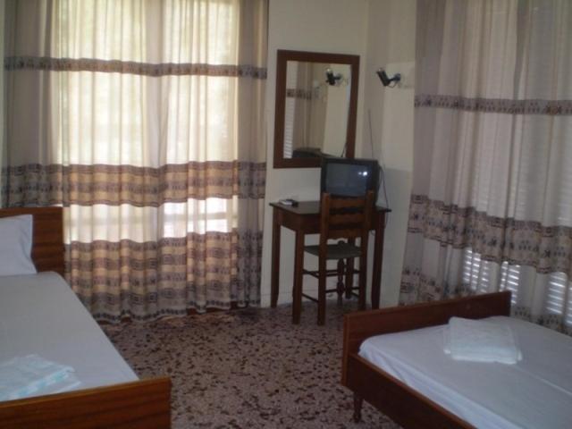 Hotel Apolafsi Volos Buitenkant foto